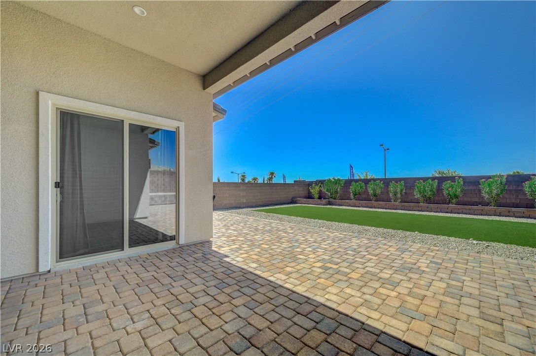 11803 Giroma Avenue Property Photo 38