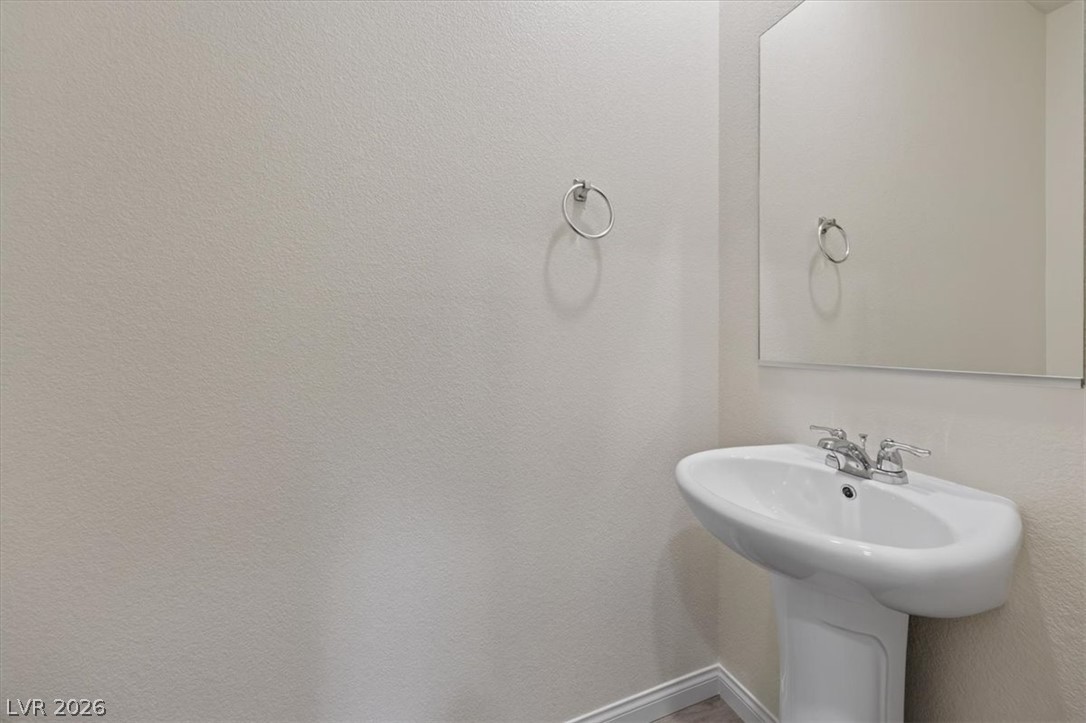 10036 Ullom Drive Property Photo 27