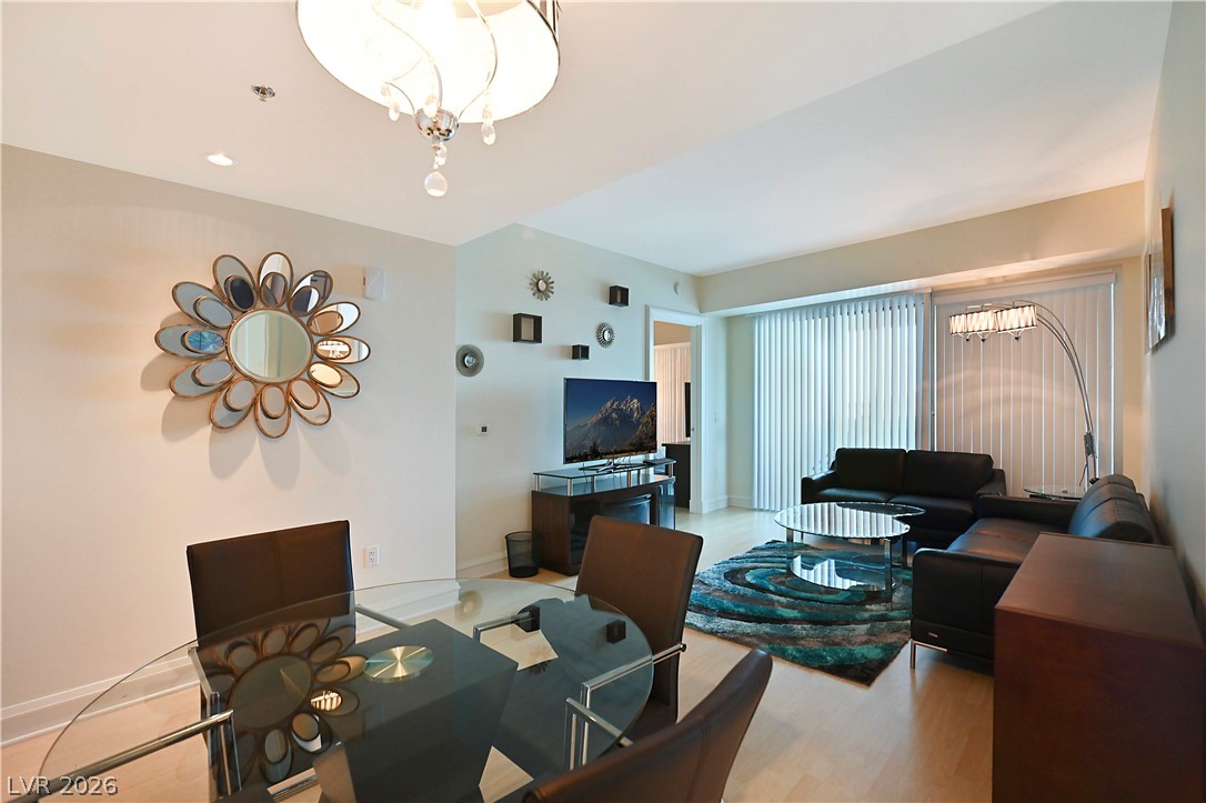 2700 South Las Vegas Boulevard 2107 Property Photo 4
