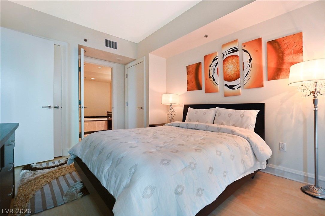 2700 South Las Vegas Boulevard 2107 Property Photo 10