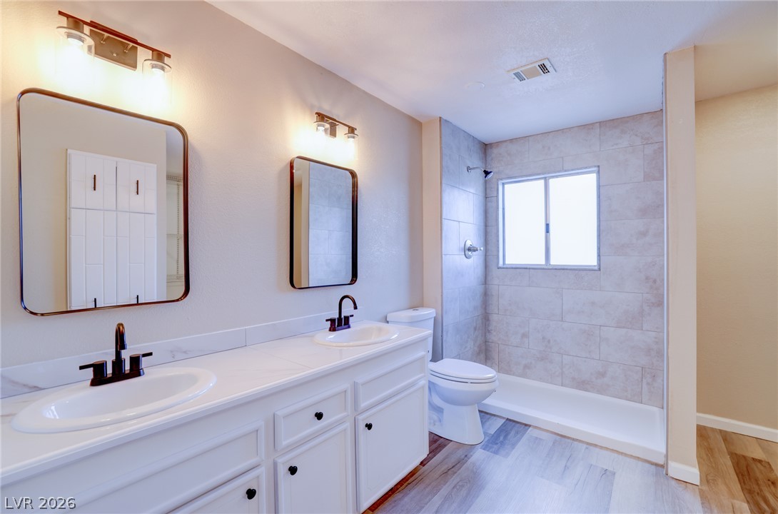 933 Palmhurst Drive Property Photo 14