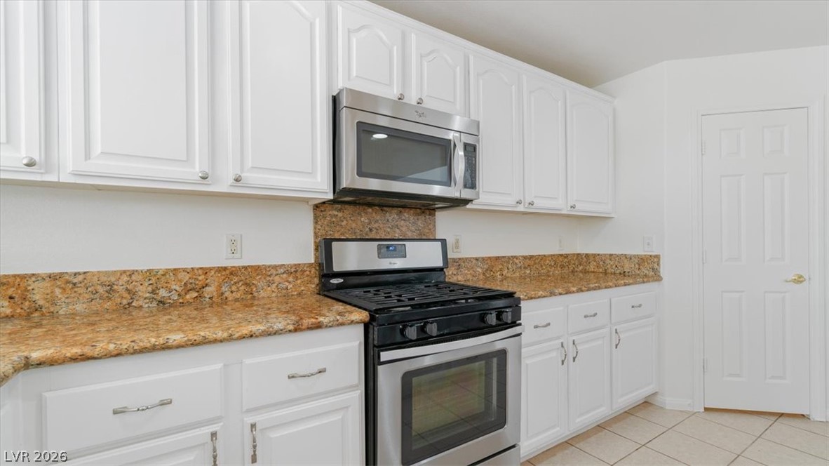 9570 Newton Grove Court Property Photo 11