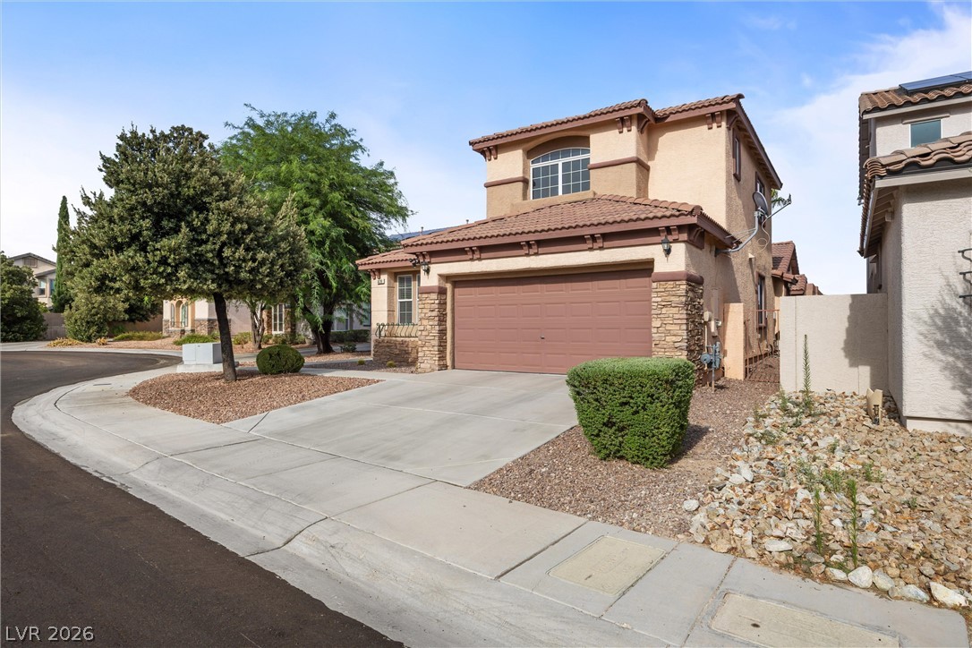 428 Eternity Street Property Photo 2