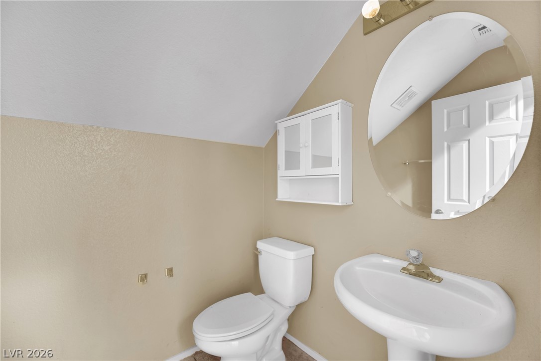 11004 Linden Leaf Avenue Property Photo 18