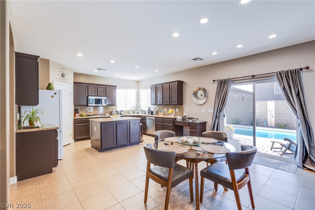10067 Cranbrook Falls Court Property Photo 13