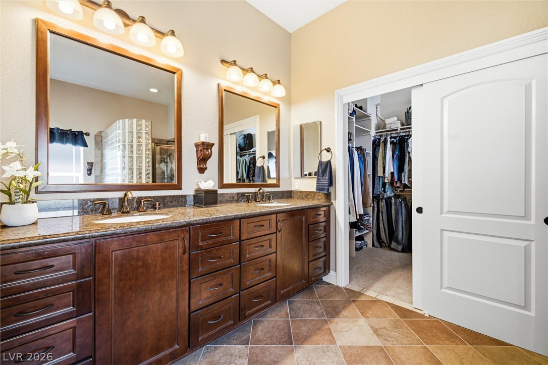6671 Greenbriar Court Property Photo 34