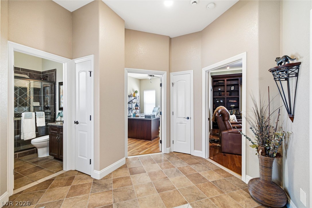 6671 Greenbriar Court Property Photo 38