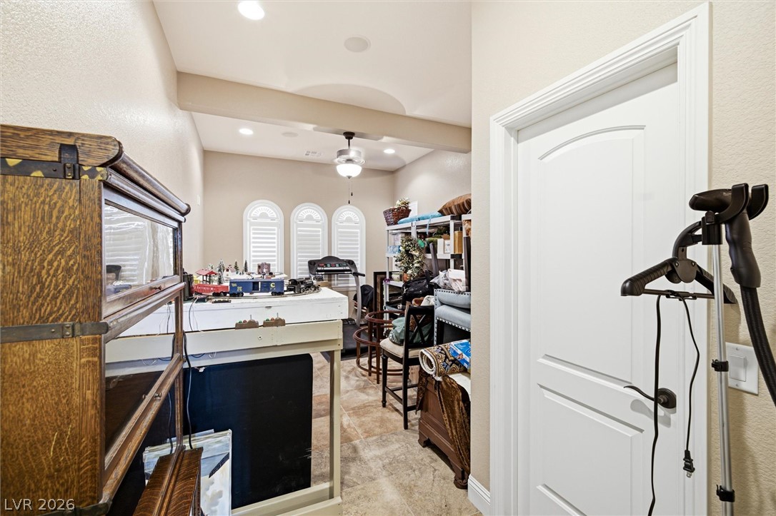 6671 Greenbriar Court Property Photo 43