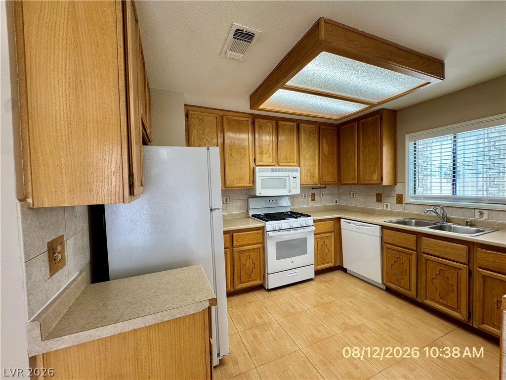 8621 Lyla Rae Circle Property Photo 3