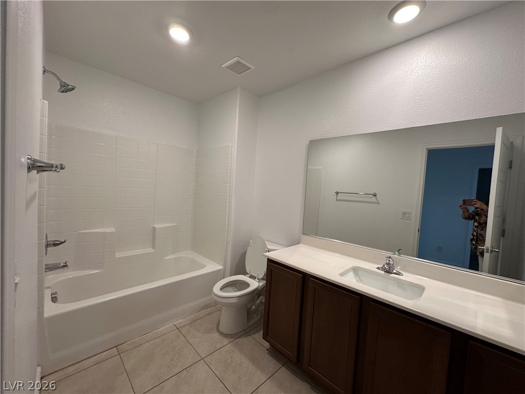 3638 Tripoli Cove Avenue Property Photo 19