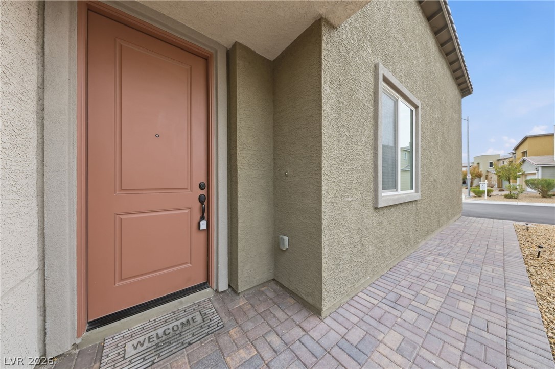 6940 Whispering Falls Drive Property Photo 2