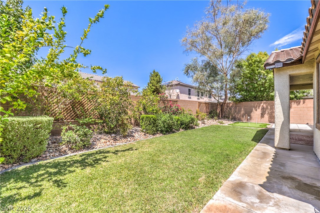 8213 Dragonfly Bush Court Property Photo 31