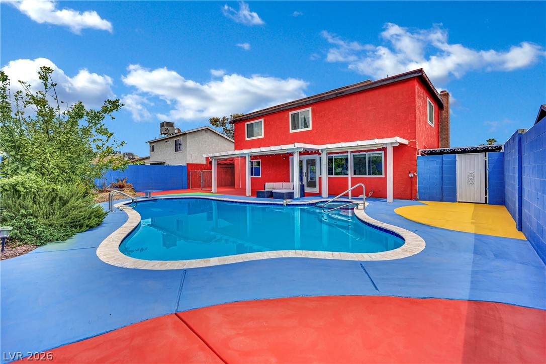 4823 Castle Rock Court Property Photo 3