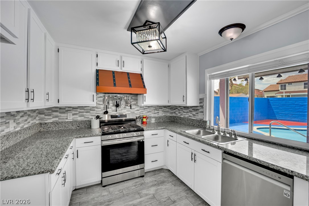 4823 Castle Rock Court Property Photo 15