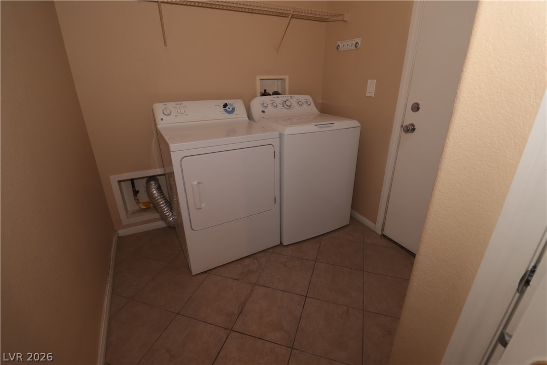 5940 Feral Garden Street Property Photo 10