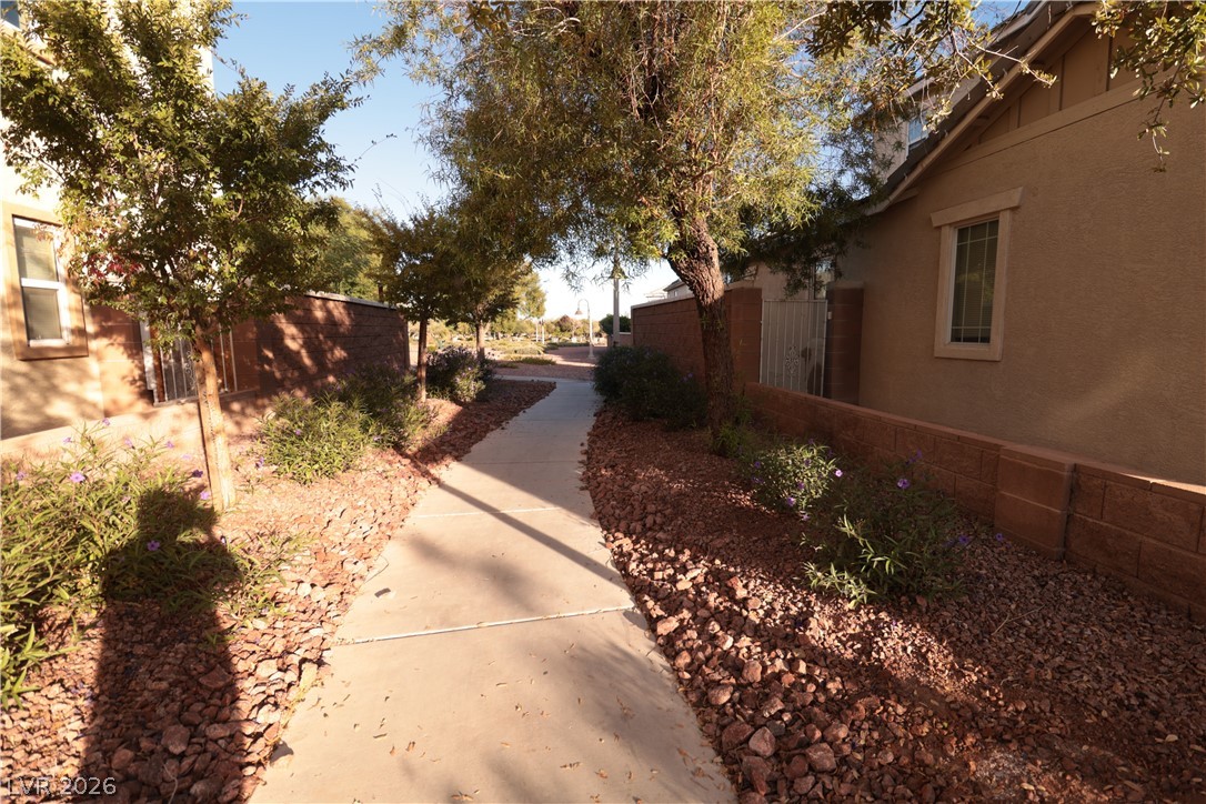 5940 Feral Garden Street Property Photo 32