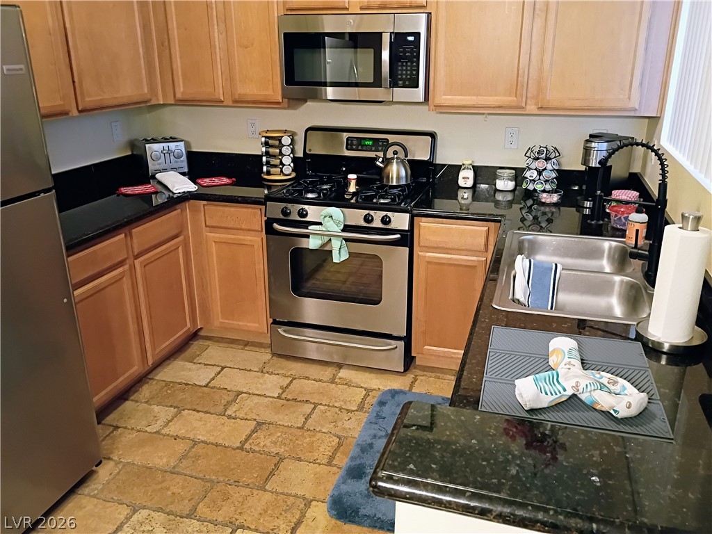 10213 Penrith Avenue 103 Property Photo 31