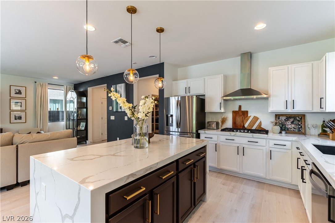 10010 Pasque Flower Court Property Photo 8