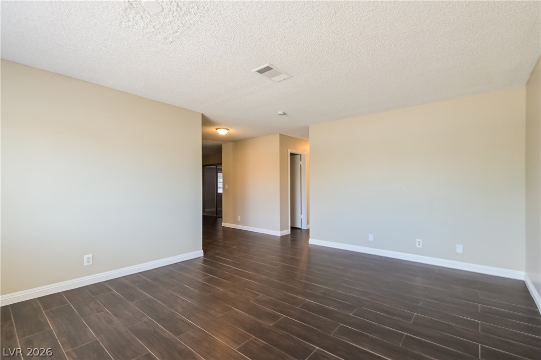422 Chateau Drive Property Photo 4