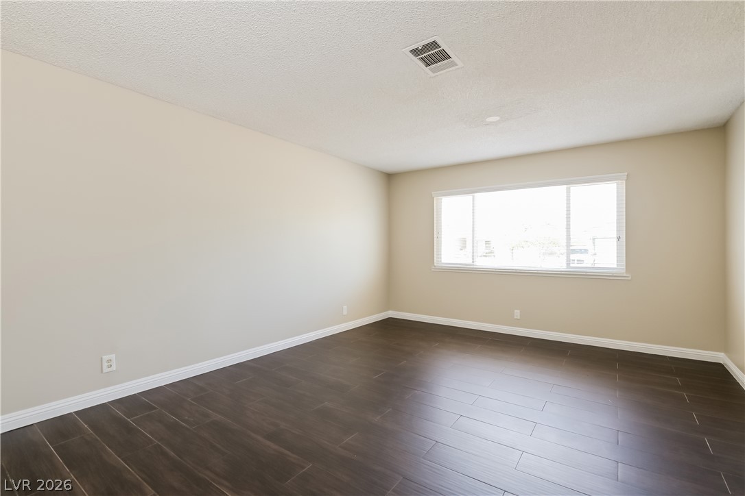 422 Chateau Drive Property Photo 5