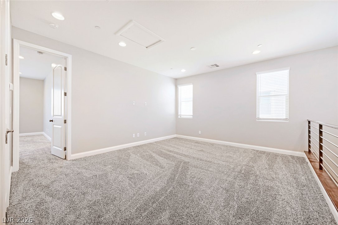 164 Pace Avenue Property Photo 8