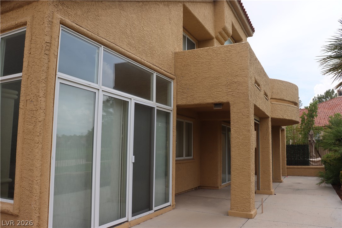 7890 Castle Pines Avenue Property Photo 7