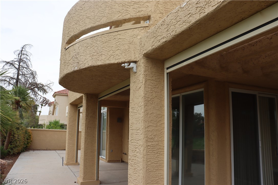 7890 Castle Pines Avenue Property Photo 11