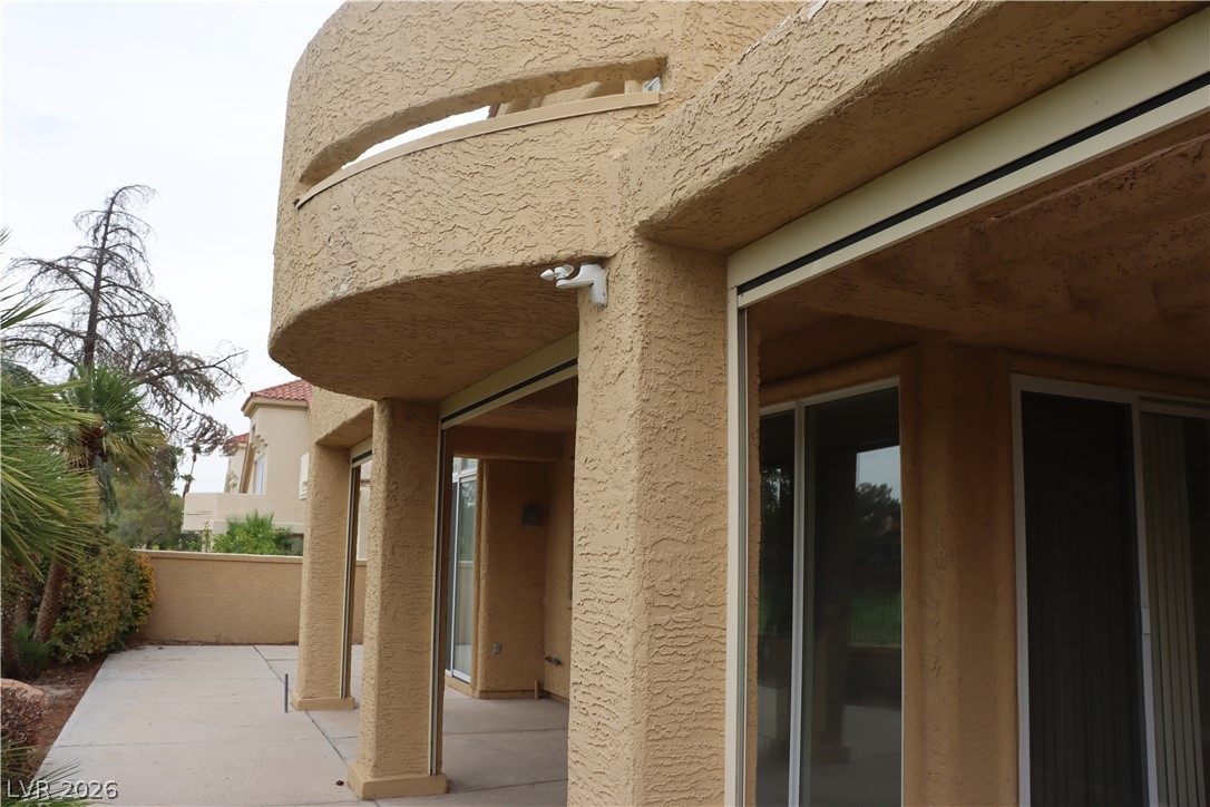 7890 Castle Pines Avenue Property Photo 12