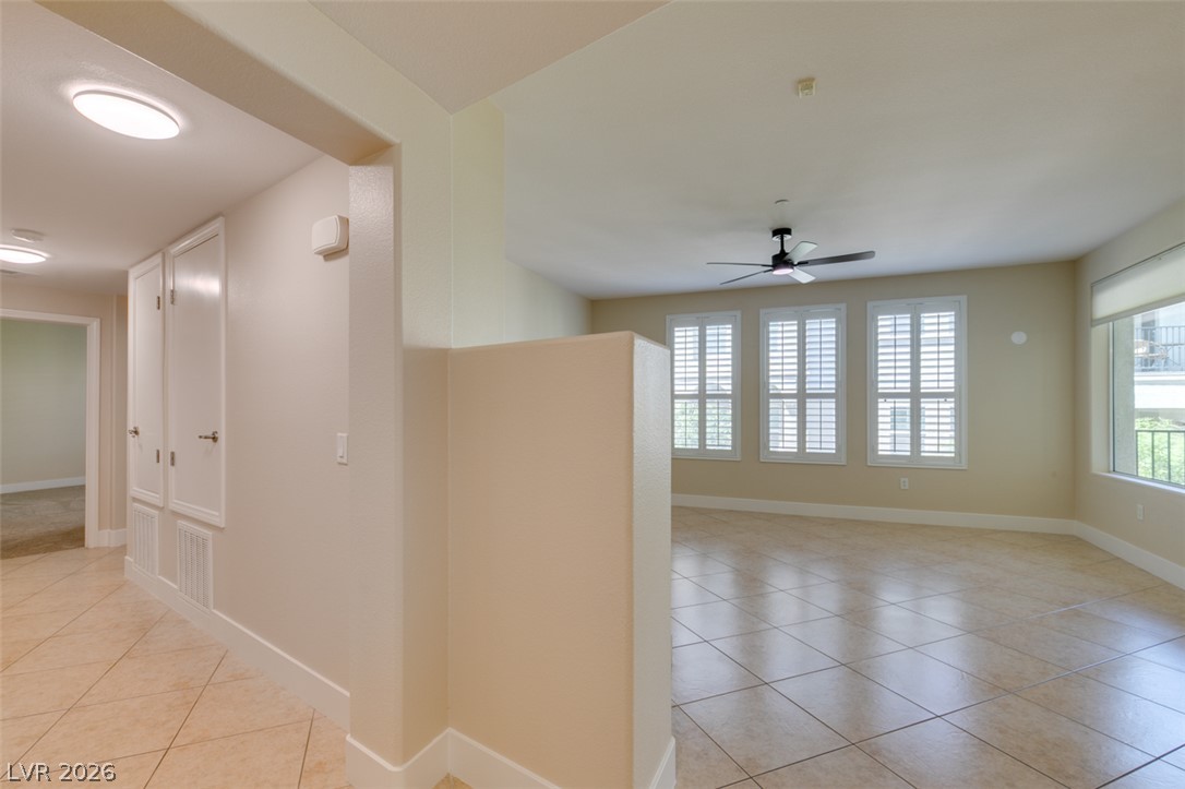 2555 Hampton Road 3203 Property Photo 8