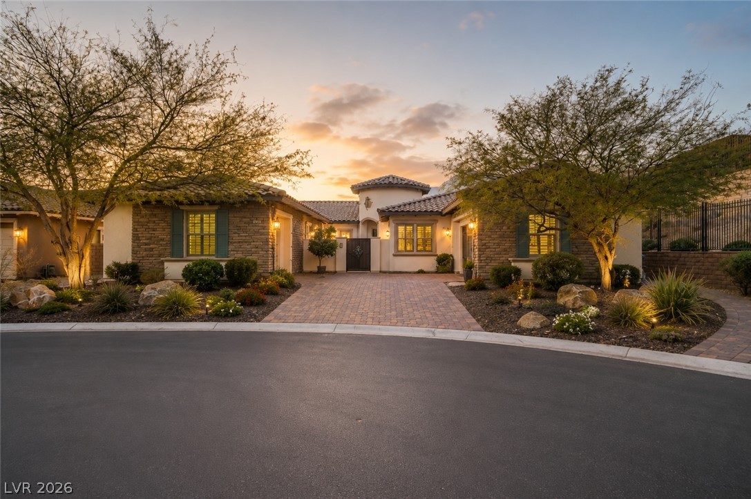 81 Navarra Canyon Court Property Photo 3