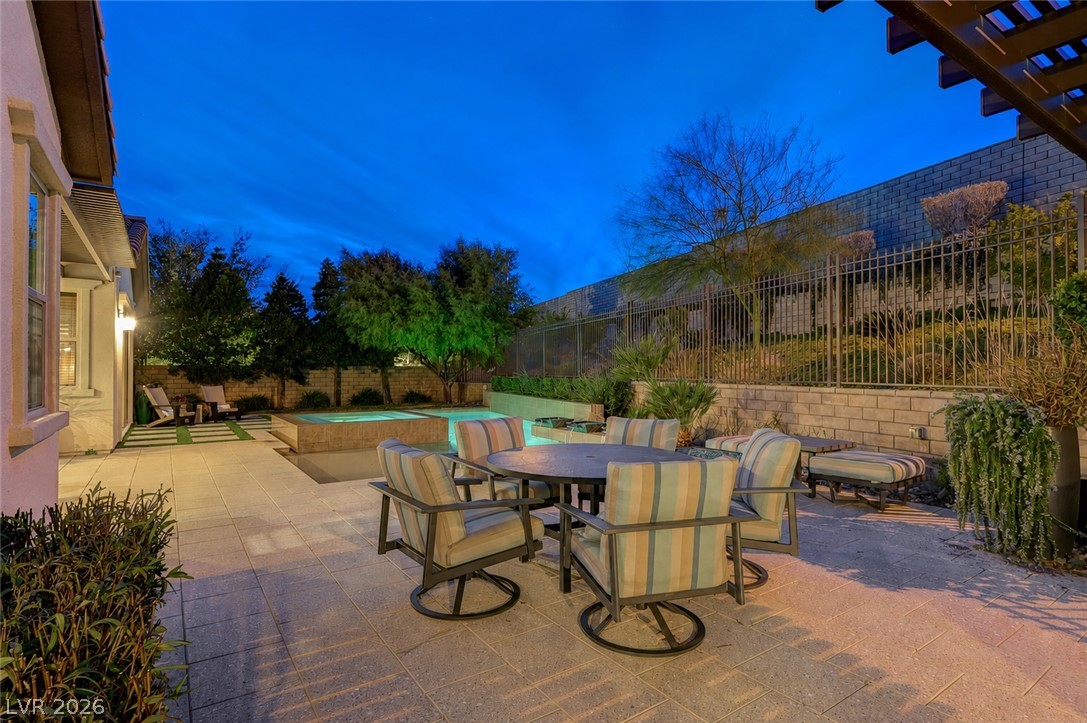 81 Navarra Canyon Court Property Photo 7