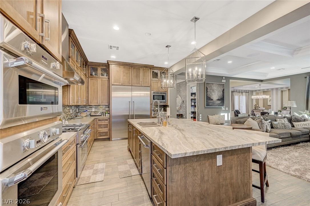 81 Navarra Canyon Court Property Photo 8