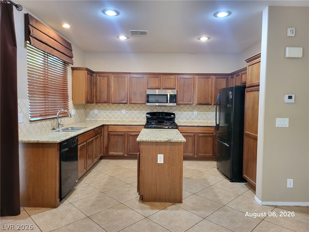 9091 Cloudy Mountain Place Property Photo 2