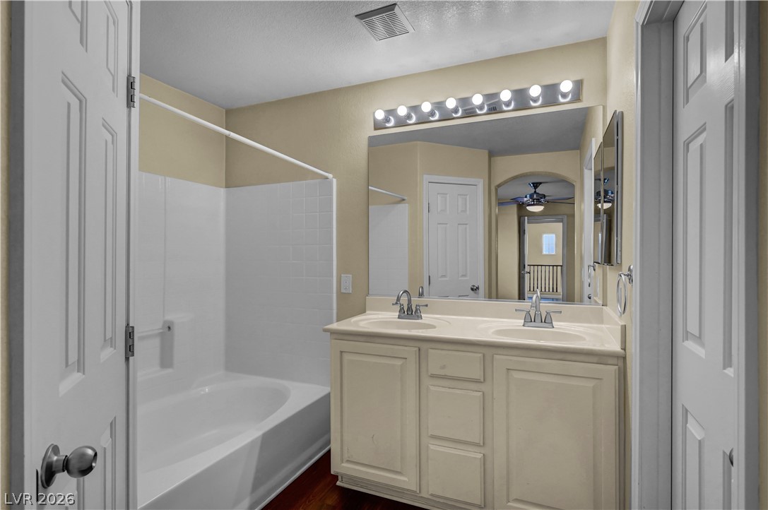 12052 Hathaway Pines Lane Property Photo 38