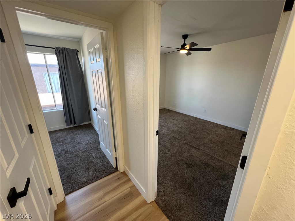 1534 Hialeah Drive D Property Photo 12