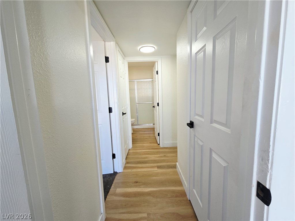 1534 Hialeah Drive D Property Photo 19