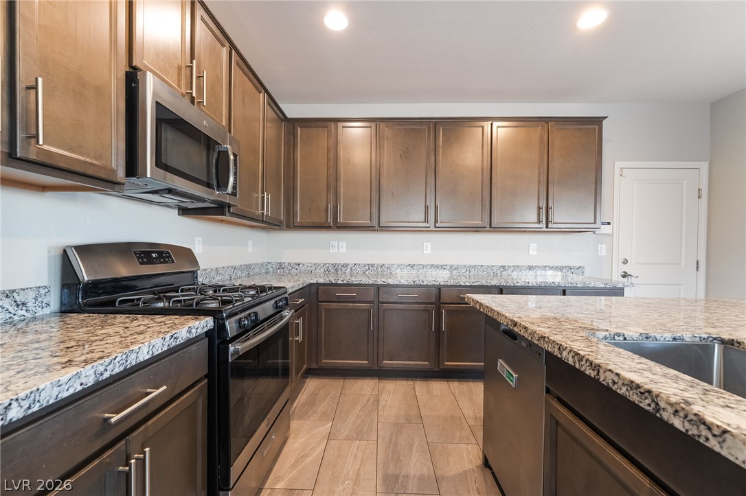 5946 Roaring Canyon Court Property Photo 11