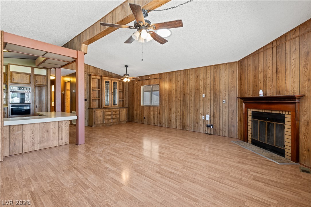 203 Trailzend Avenue Property Photo 12