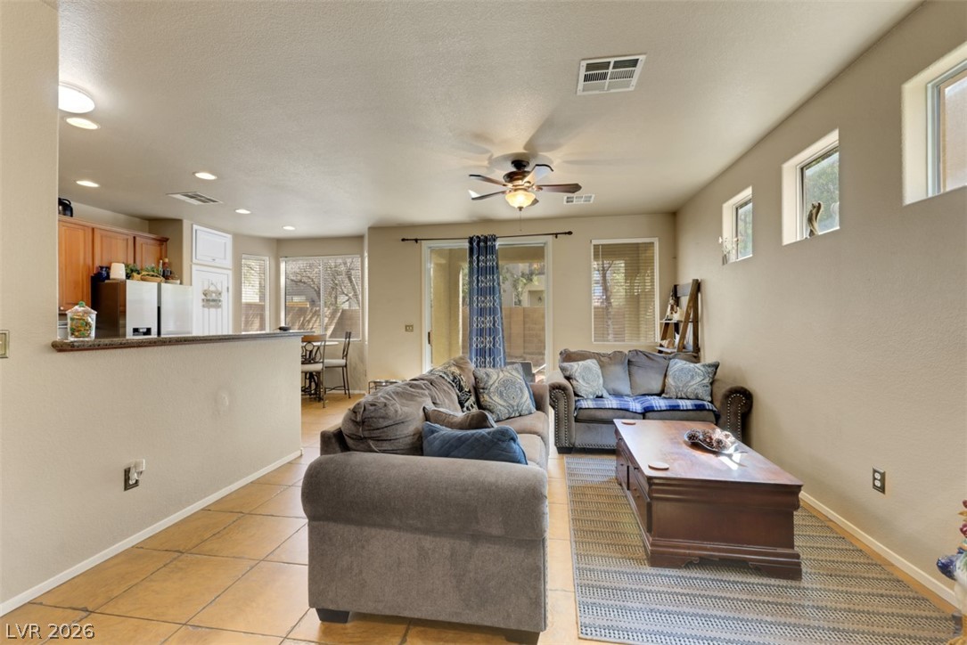 6279 Dollar Bill Court Property Photo 7