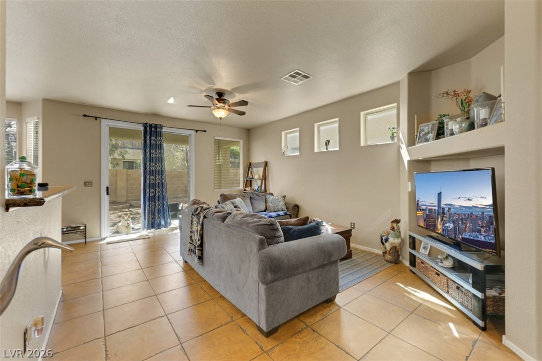 6279 Dollar Bill Court Property Photo 8
