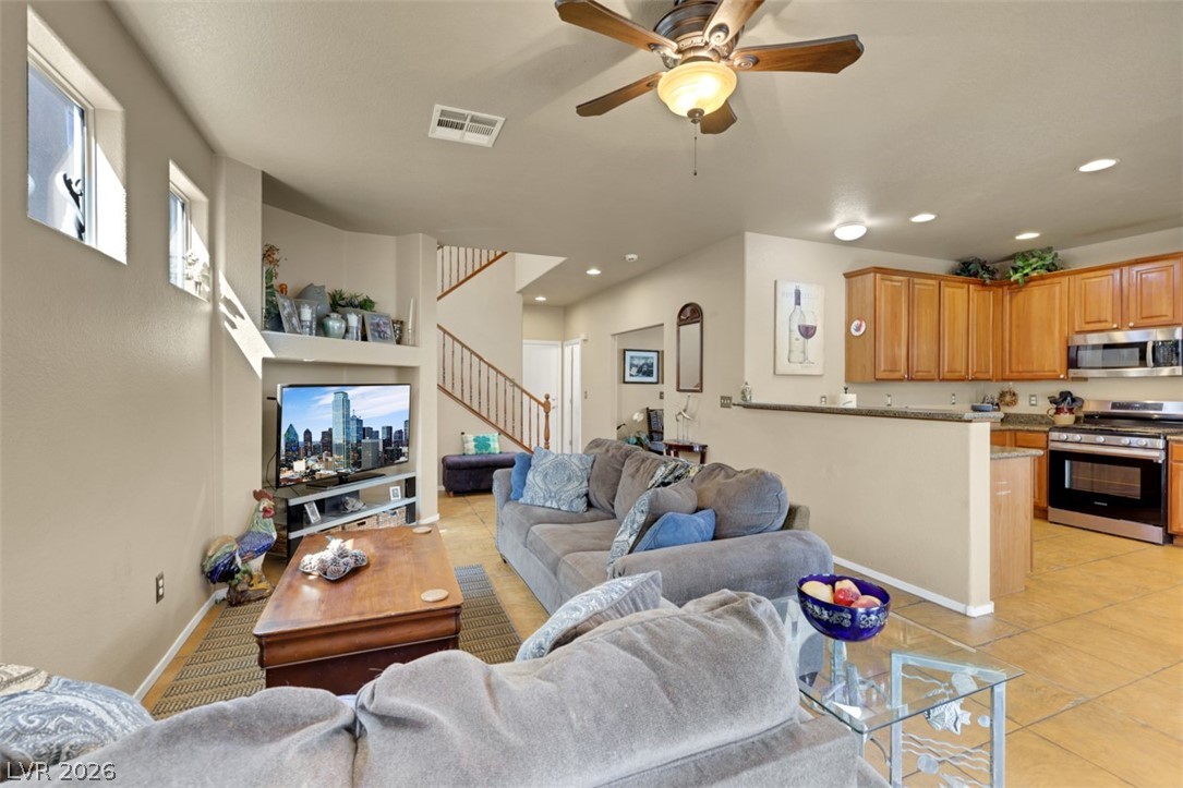 6279 Dollar Bill Court Property Photo 10
