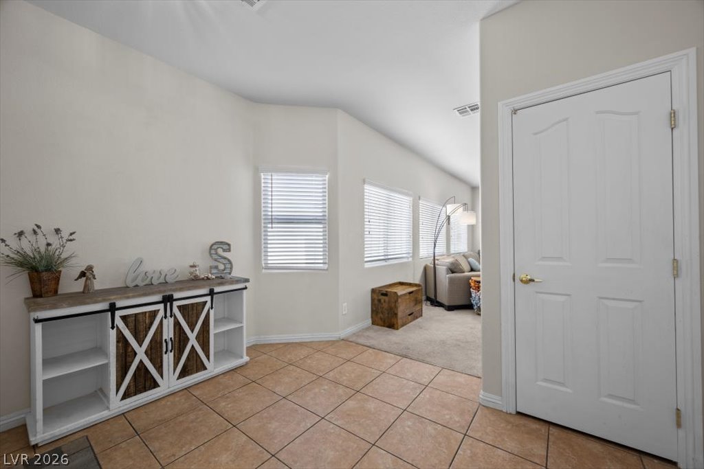 5656 Fast Payout Court Property Photo 4