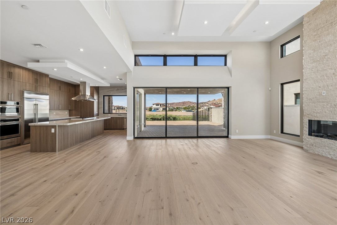 53 Bellissima Lago Court Property Photo 6