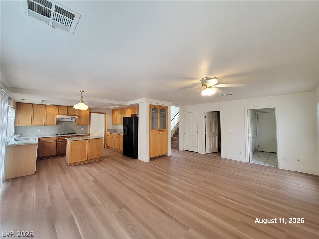 8475 Montana Stream Avenue Property Photo 7