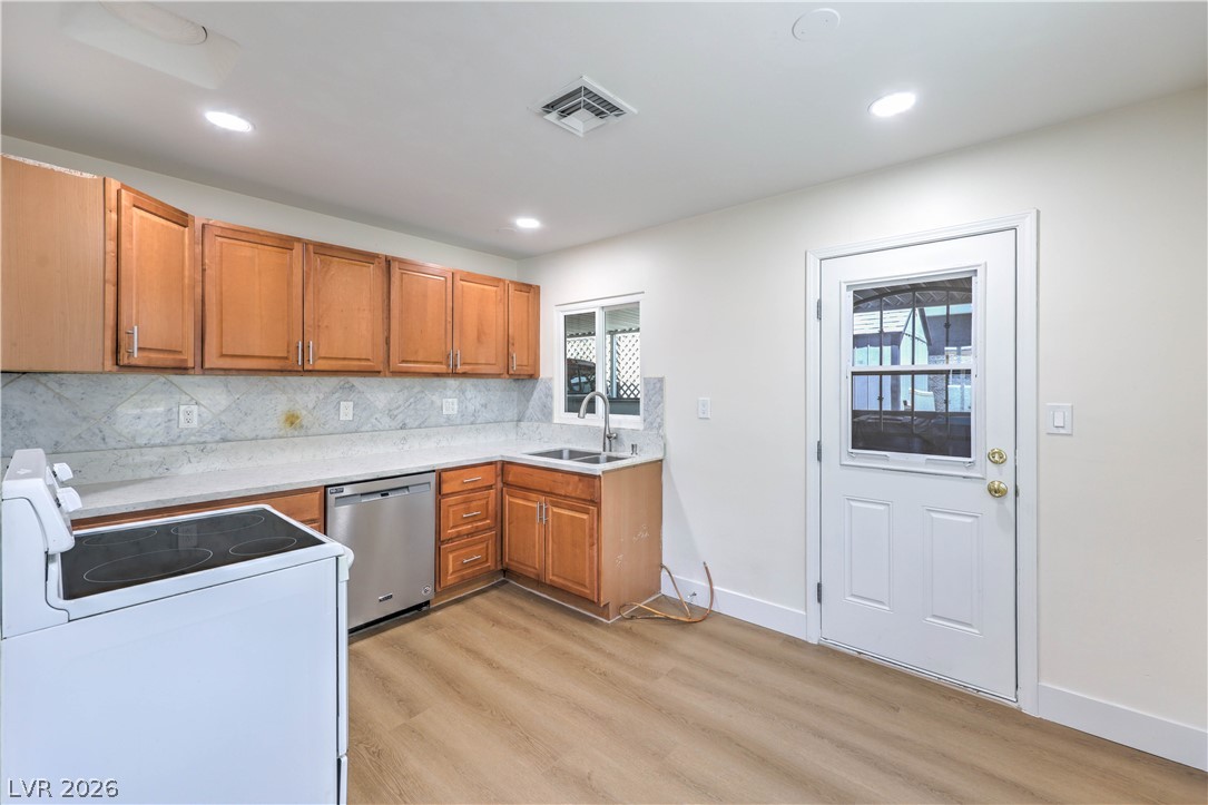 479 South Water Street Property Photo 8