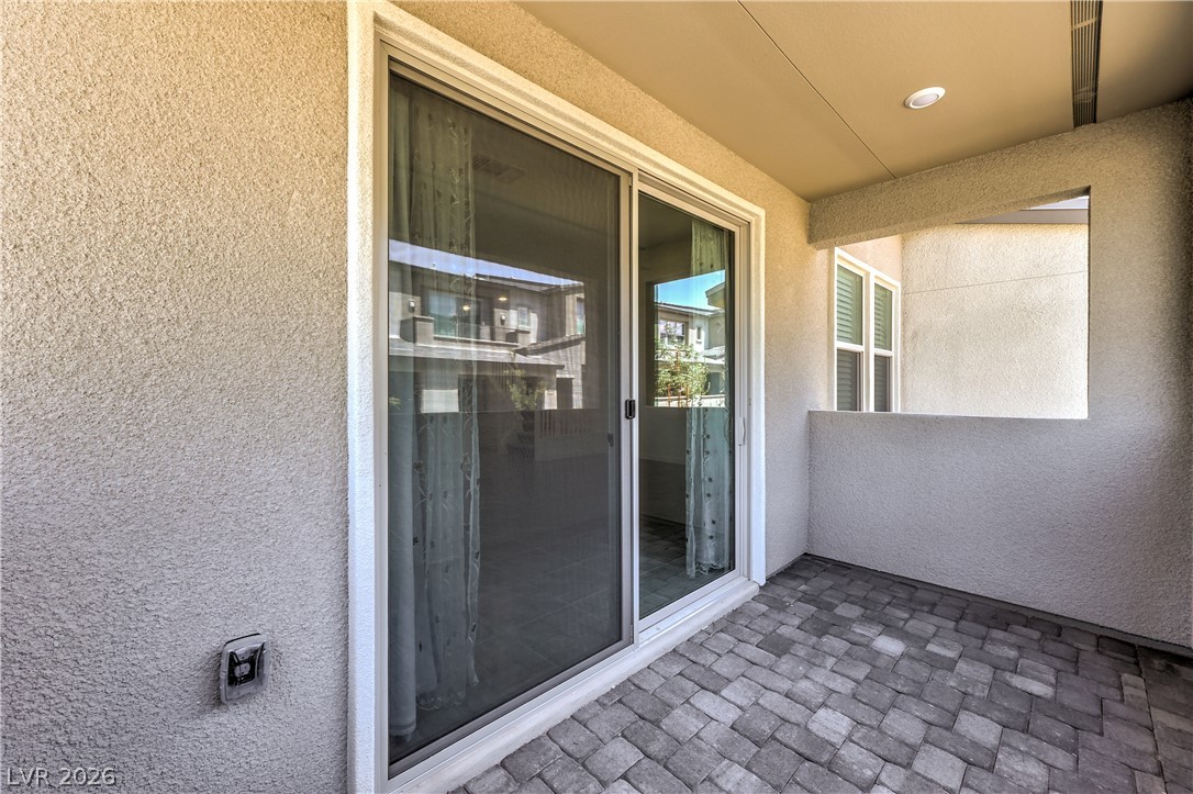 11390 Crimson Ledge Avenue Property Photo 24
