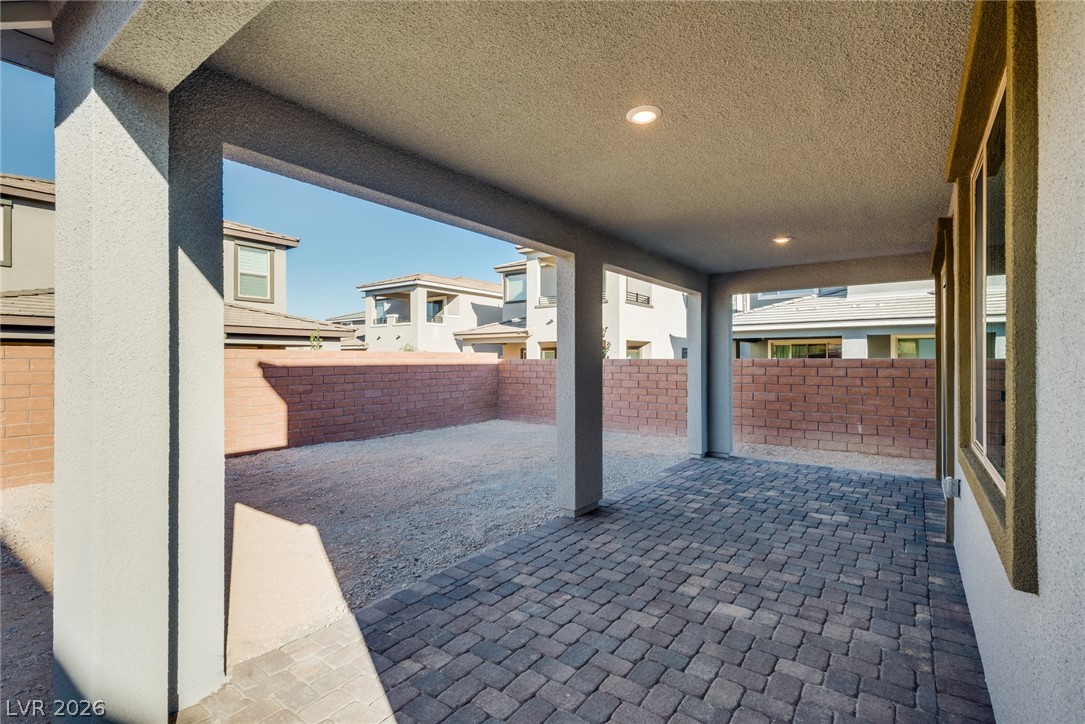 10786 Pastel Sunset Court Property Photo 32