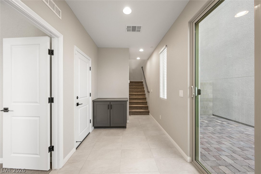 11536 Fleet Wing Avenue Property Photo 8