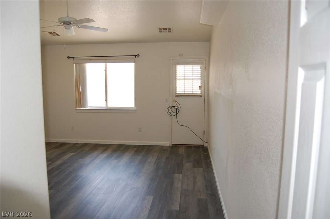 4911 East Ridgewood Drive Property Photo 12