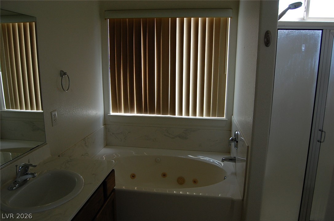 4911 East Ridgewood Drive Property Photo 18